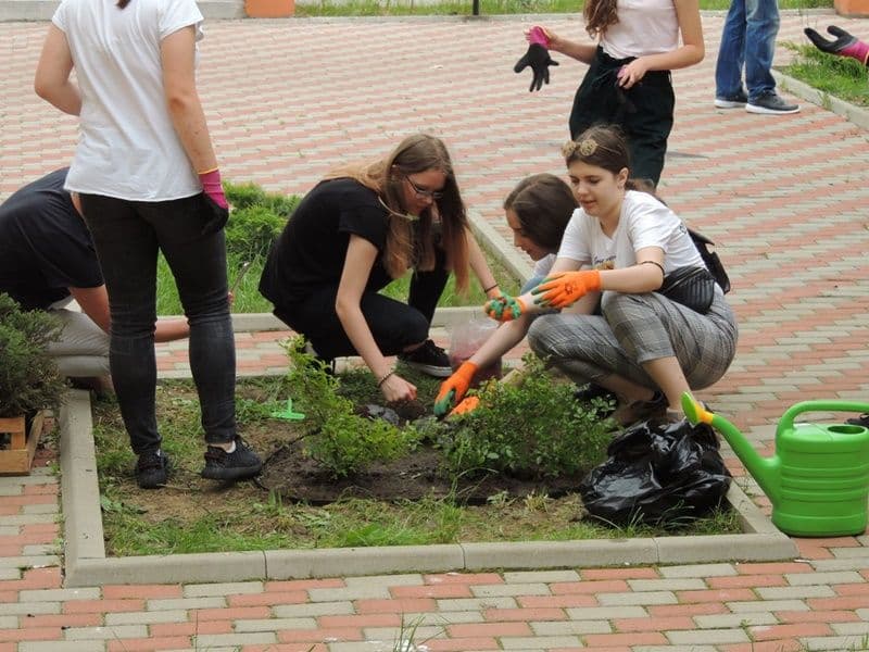 Colegiul Ghica Dorohoi – finalul vizitei ERASMUS+, din cadrul proiectului „Vivez Votre Vie!” - FOTO