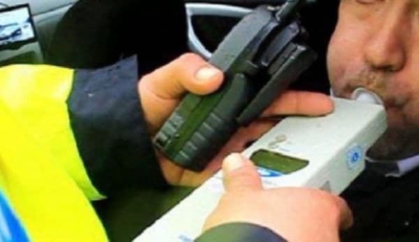 Au căzut la testul cu fiola. Șoferi în stare de ebrietate depistați în trafic de polițiștii botoșăneni