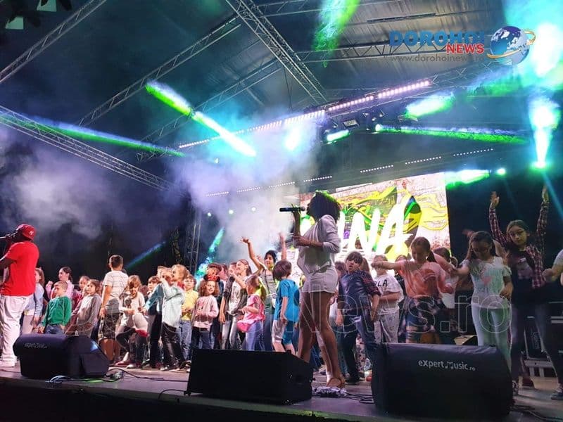 Zilele Copilului 2019: Spectacol excepțional oferit de NANA la Dorohoi - FOTO