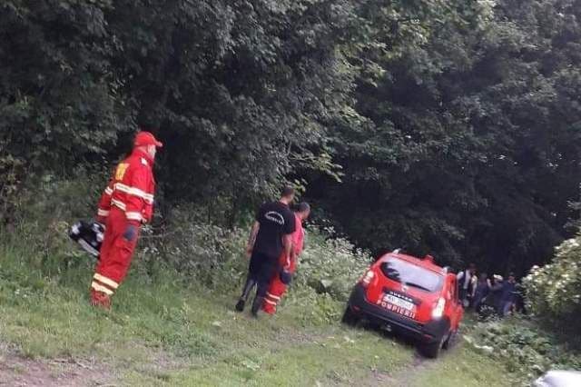 Femeie rătăcită în pădure! Zeci de pompieri, polițiști, jandarmi și personal al Direcției Silvice au fost alertați