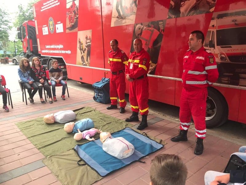 Caravana SMURD „Fii pregătit!” a fost la Dorohoi - FOTO