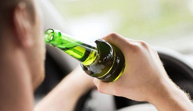 Dosar penal pentru un bărbat care s-a urcat la volan deși consumase alcool