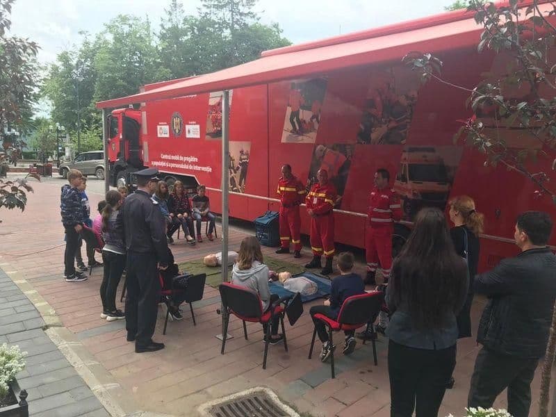 2500 de botoșăneni instruiți în Caravana SMURD „Fii Pregătit!”