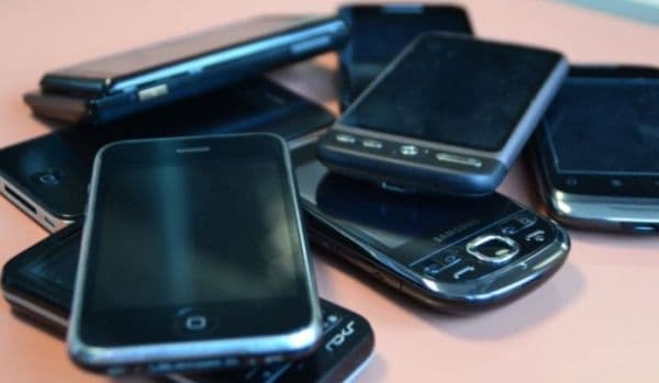 Ce telefoane vor fi interzise în România din 2020. Comercianţii care le vând riscă amenzi usturătoare