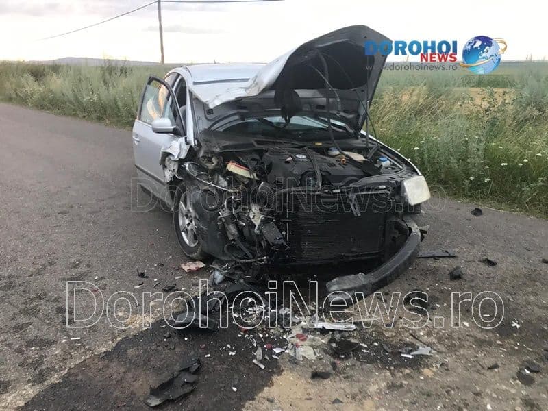 Accident! O mașină s-a izbit violent de un camion pe drumul dintre Dorohoi și Loturi Enescu – FOTO