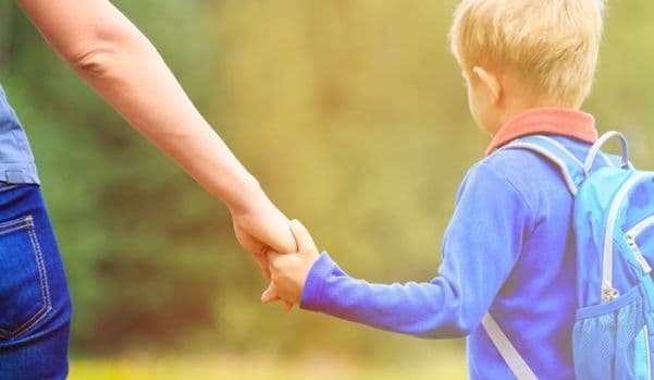 VACANŢA DE VARĂ 2019 este mai scurtă. Când revin elevii la şcoală şi cum arată structura anului 2019-2020