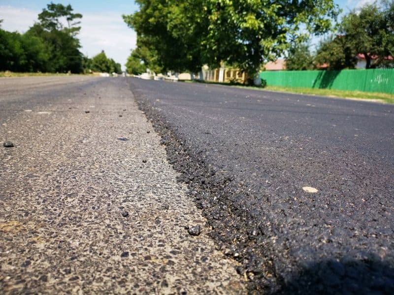 Covoare asfaltice pe drumurile naționale din județul Botoșani - FOTO