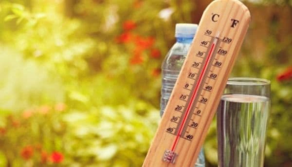 Cod PORTOCALIU şi GALBEN de ploi torenţiale în 12 judeţe, dublat de caniculă în zonele de câmpie