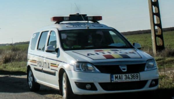 Probleme pentru un tânăr din Cristinești: Prins fără permis pe un moped care nu avea poliţă de asigurare
