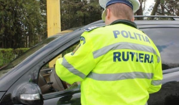 Oprit și amendat pentru viteză șoferul a mai primit o amendă de 1000 de lei 