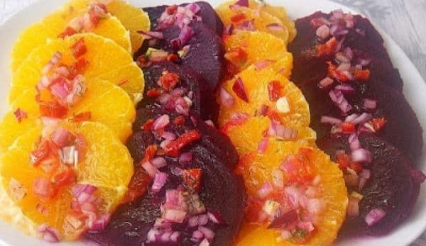 Salată de sfeclă roșie și portocale