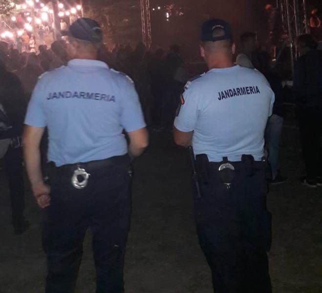 Tânăr ajuns la Spitalul Dorohoi după ce a consumat alcool și medicamente la un concert