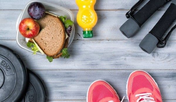 10 alimente recomandate înainte de activitate fizică intensă