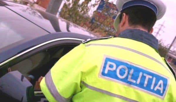 Tânăr de 21 de ani depistat în timp ce conduce un autoturism radiat şi dezmembrat în Marea Britanie, din anul 2017