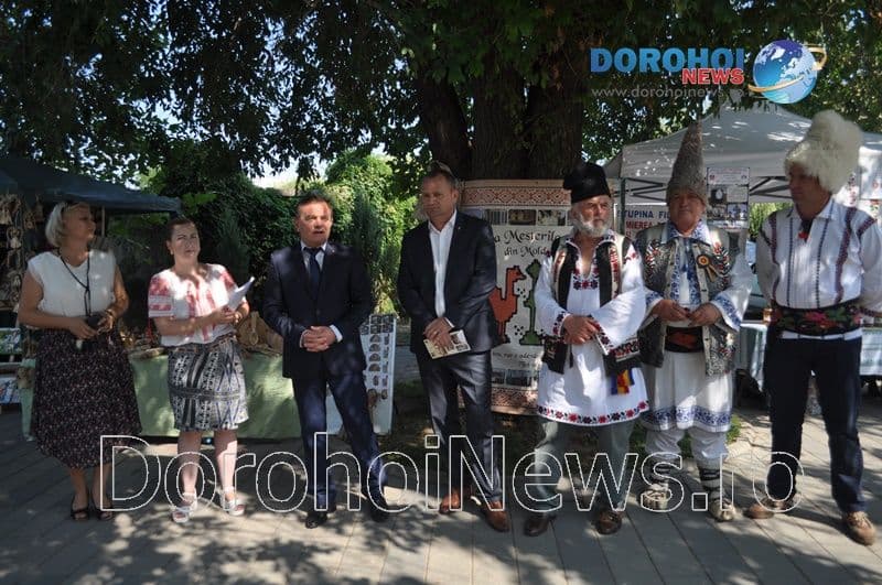 Festivalul Tradițiilor Meșteșugărești de la Dorohoi a debutat în prezența oficialităților - FOTO