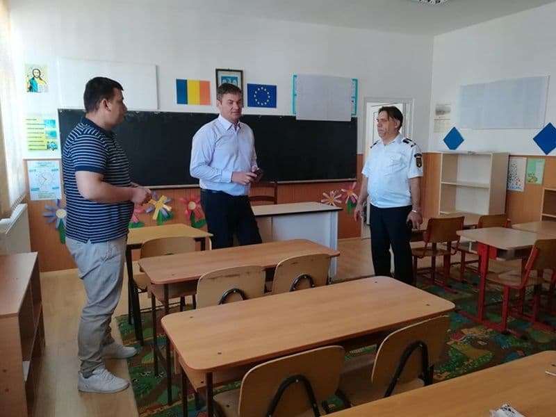 Unităţi de învăţământ verificate de prefectul Dan Șlincu - FOTO