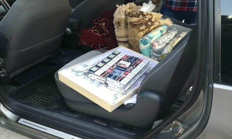 Ţigări de contrabandă confiscate de poliţiştii frontieră dorohoieni - FOTO