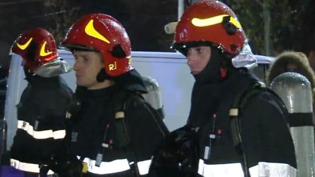 Panică în stațiunea Mamaia! Turiști evacuați dintr-un hotel, în urma unui incendiu