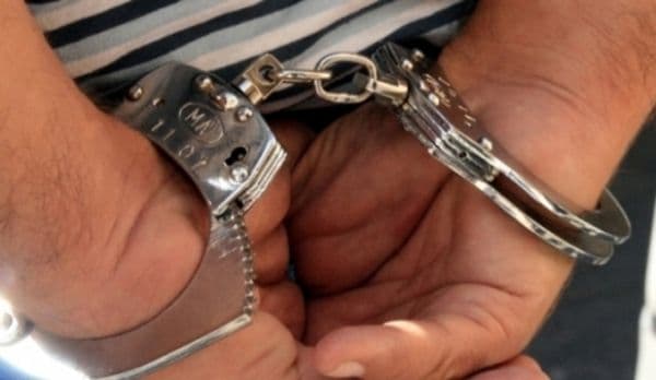Bărbat din Dorohoi reţinut pentru 24 de ore pentru înşelăciune
