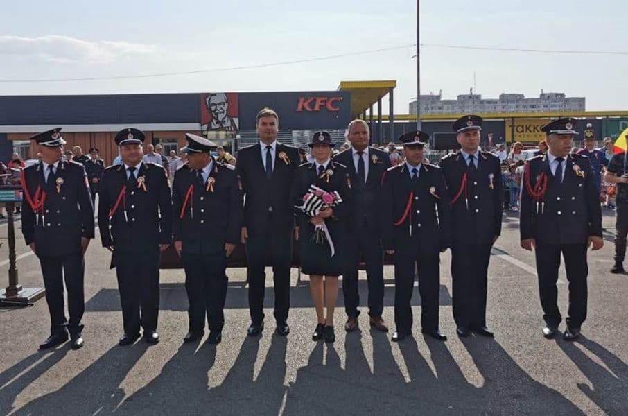 Ziua Pompierilor din România, sărbătorită la Botoșani cu avansări în grad, premii și defilări - FOTO