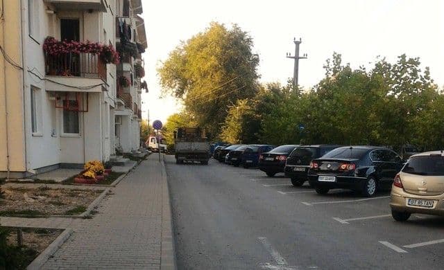 Primim la redacție – Cetățeni puși în pericol și drum deteriorat - FOTO