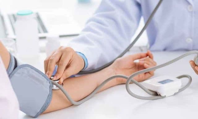 Broscăuți și alte 6 comune din județ rămase fără medic de familie