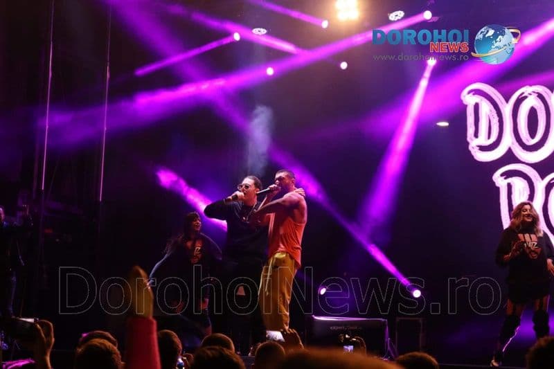 Dorian Popa, Mario Fresh, Lino Golden, mici și bere de Zilele Municipiului Dorohoi 2019 - FOTO
