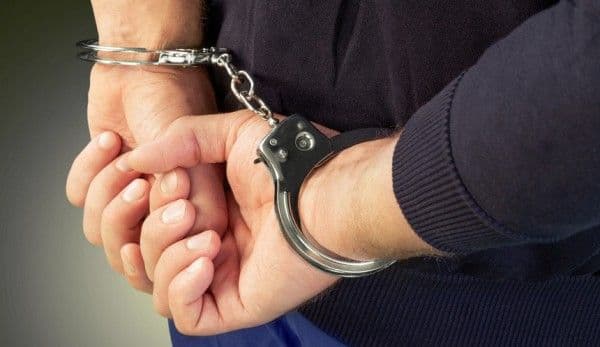 Două minore agresate de un individ de 35 de ani. Botoșăneanul arestat pentru tentativă de viol