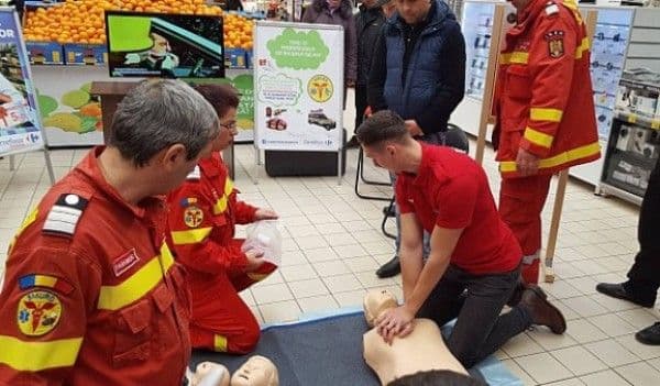 Lecții gratuite de acordare a primului ajutor, de Ziua Europeană a Resuscitării