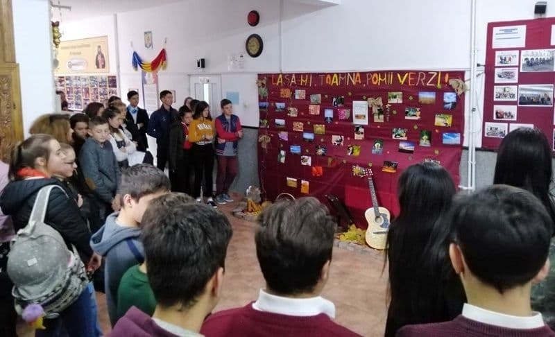 Expoziție fotografică la Seminarul Teologic Dorohoi - FOTO