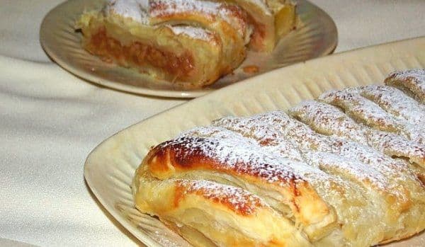 Strudel cu mere