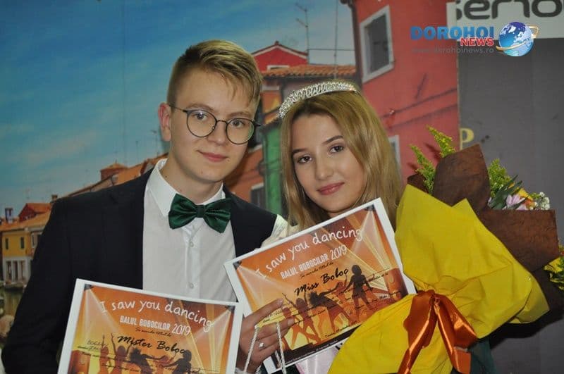 Seminarul Teologic Liceal Ortodox „Sf. Ioan Iacob” Dorohoi și-a desemnat Miss si Mister Boboc 2019 – FOTO