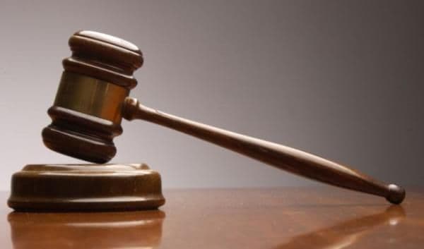 Executor judecătoresc din Dorohoi condamnat la 3 ani și 6 luni  închisoare.Trebuie să plătească BCR suma de 594.778,58 lei