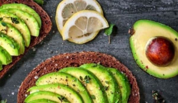 Ce se întâmplă în organismul tău atunci când mănânci avocado în fiecare zi