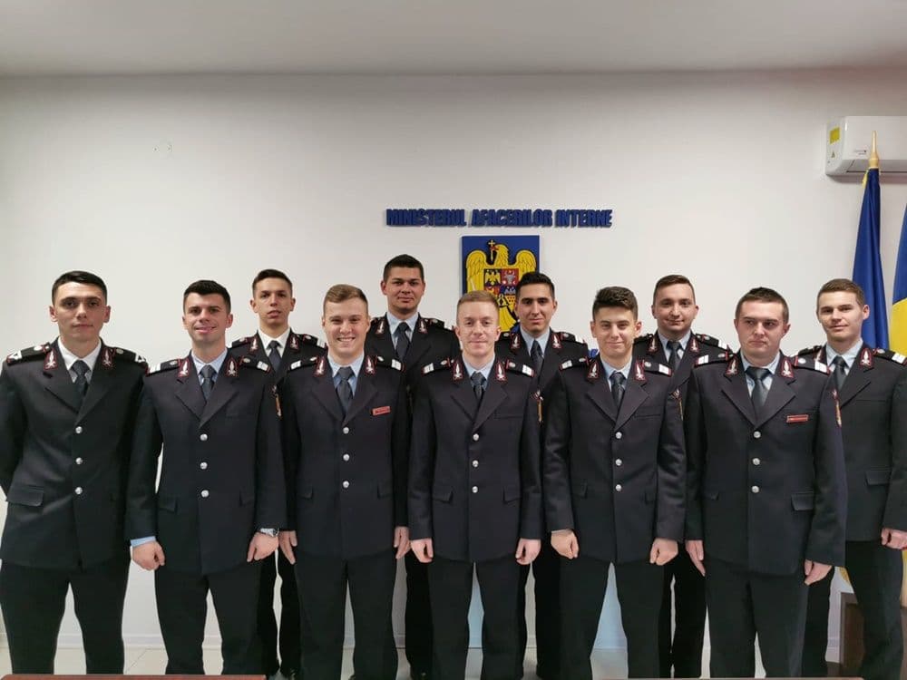Pompieri botoşăneni avansaţi în grad, de Ziua Naţională a României - FOTO