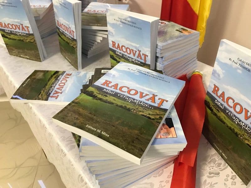 Racovăț. Satul Refugiaților - Lansare de carte la Seminarul Teologic Liceal Ortodox „Sf. Ioan Iacob” Dorohoi - FOTO