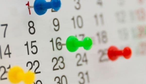 Zile libere: 27 decembrie 2019 şi 3 ianuarie 2020 declarate zile libere pentru bugetari