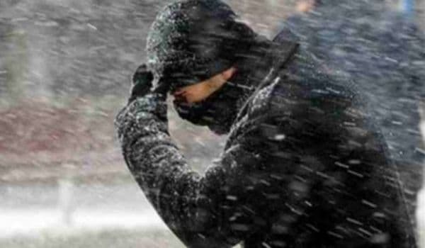 PROGNOZA METEO. Vremea se răceşte. Va ninge şi va bate vântul puternic