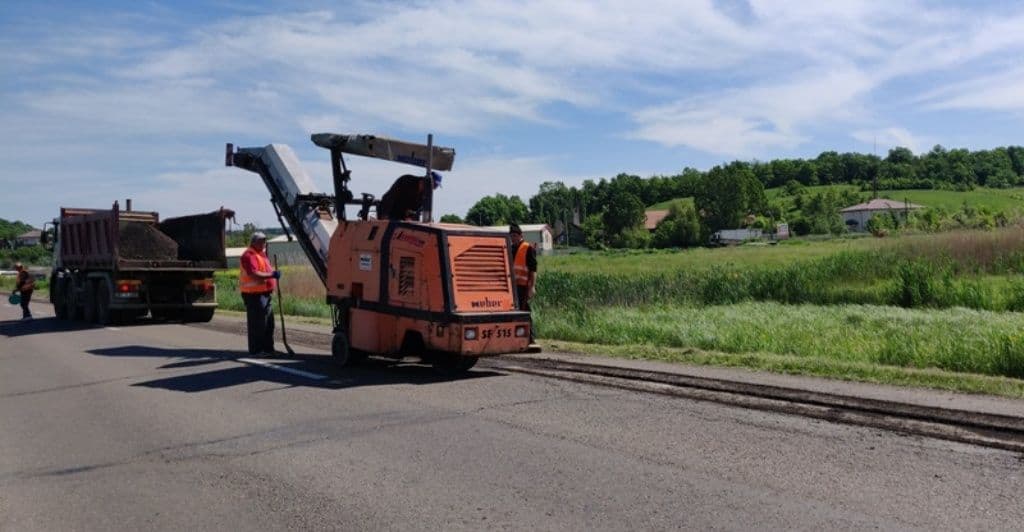 lucrari asfaltare Bt - Oraseni deal - Mesteacan_1