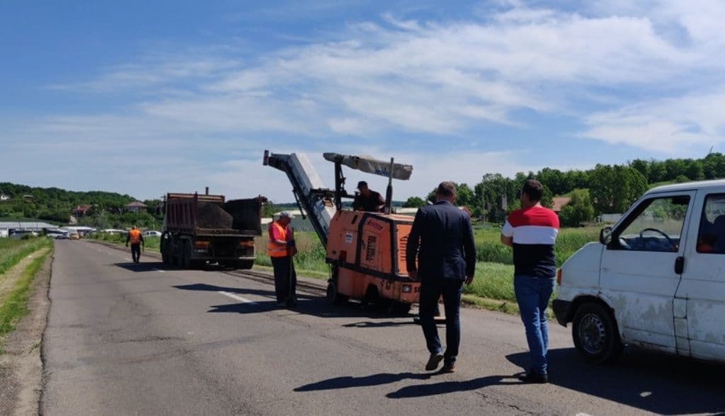 lucrari asfaltare Bt - Oraseni deal - Mesteacan_3