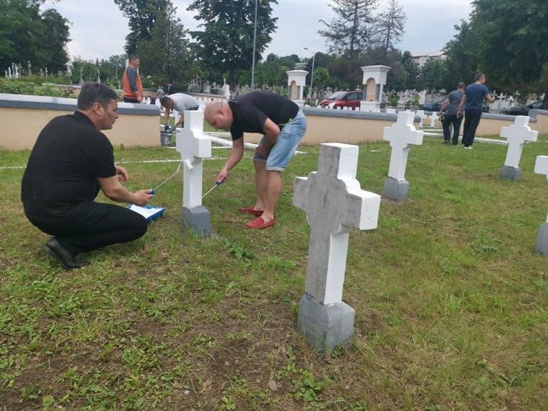 cimitir eroi 013