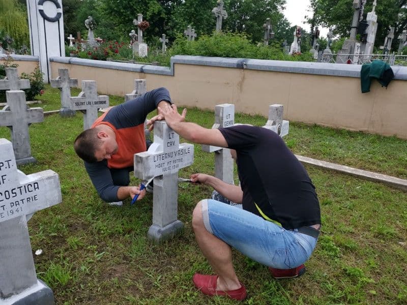 cimitir eroi 016