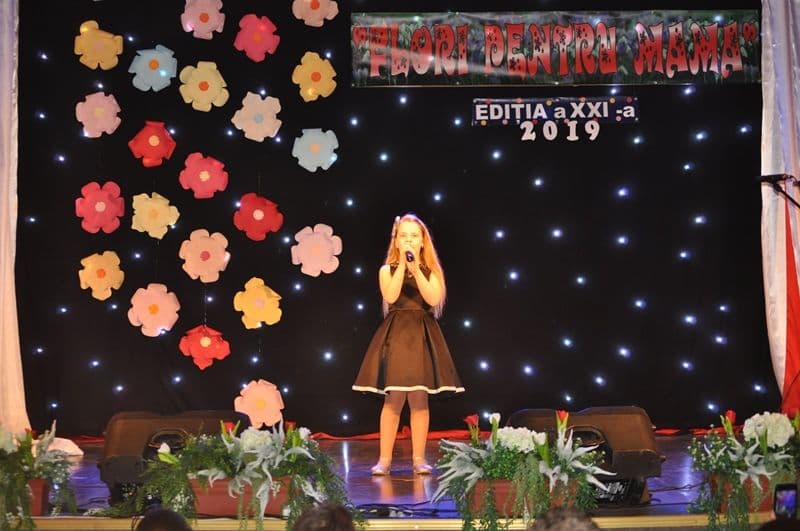Flori pentru mama 2019_modern_ (13)