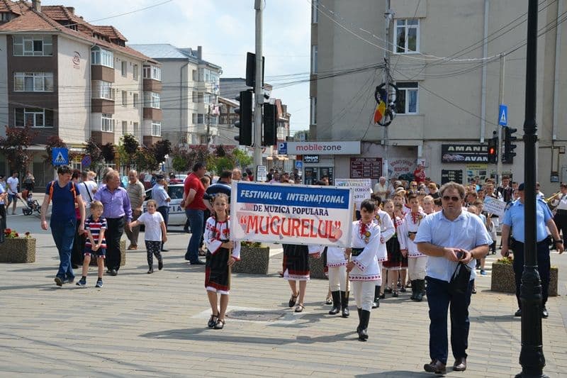 Parada Festivalul Mugurelul 2019_004