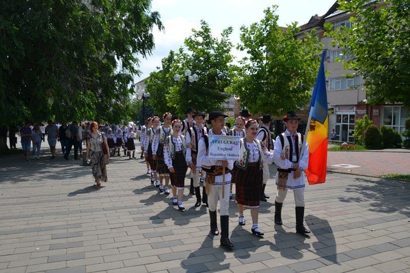 Parada Festivalul Mugurelul 2019_005