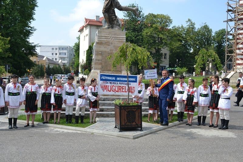 Parada Festivalul Mugurelul 2019_015