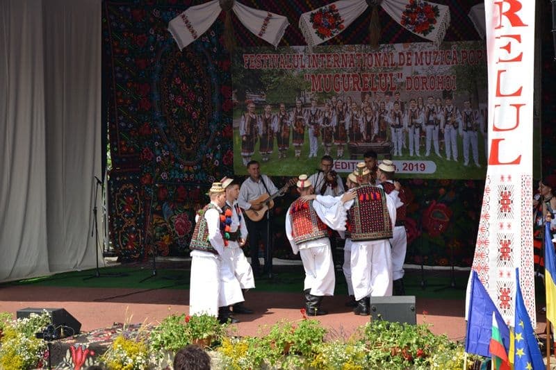 Ansambluri Festivalul Mugurelul 2019_006