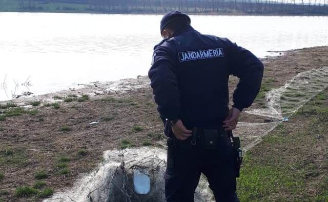 Jandarmi - pescuit (1)