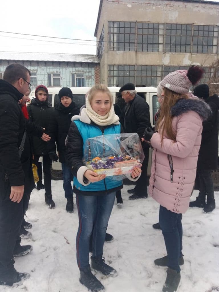 Omul care daruieste 14