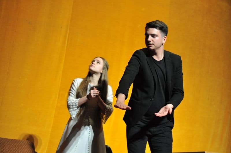 teatru (2)